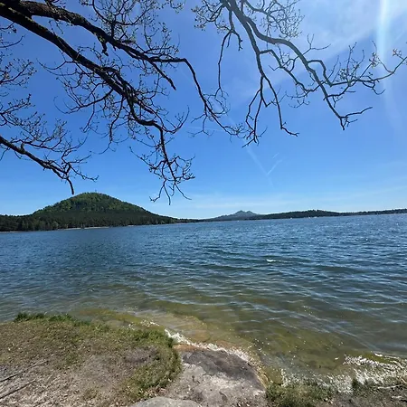 Machovo Jezero, U Zelene Zaby * Доксы